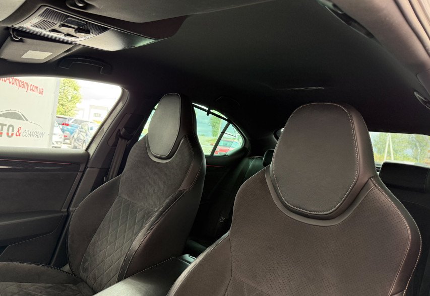 Skoda Superb  2018 сірий