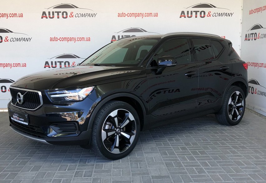 Volvo XC 40 2018 Чорний