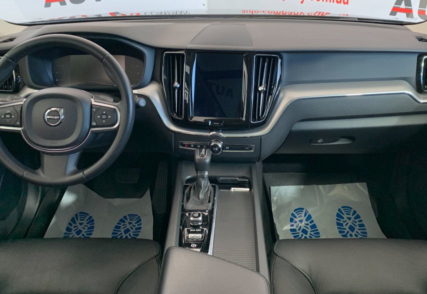Volvo XC 60 2019 сірий