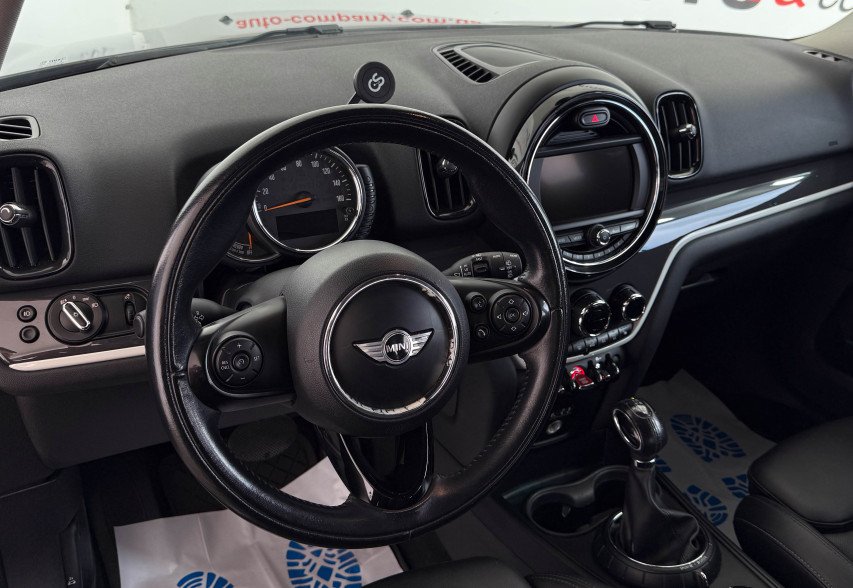 Mini Cooper S 2017 сірий