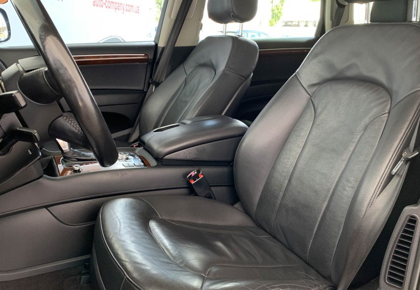 Audi Q7 2011 сірий