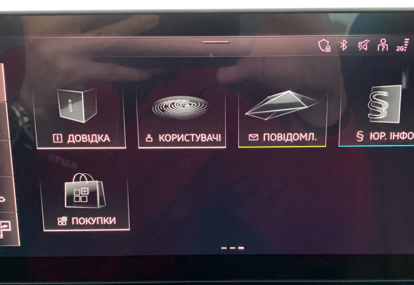 AUDI A4 2020 чорний