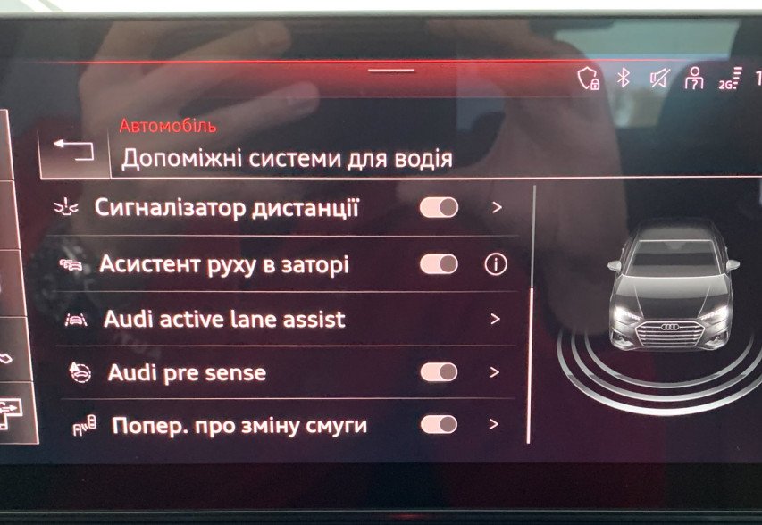 AUDI A4 2020 чорний