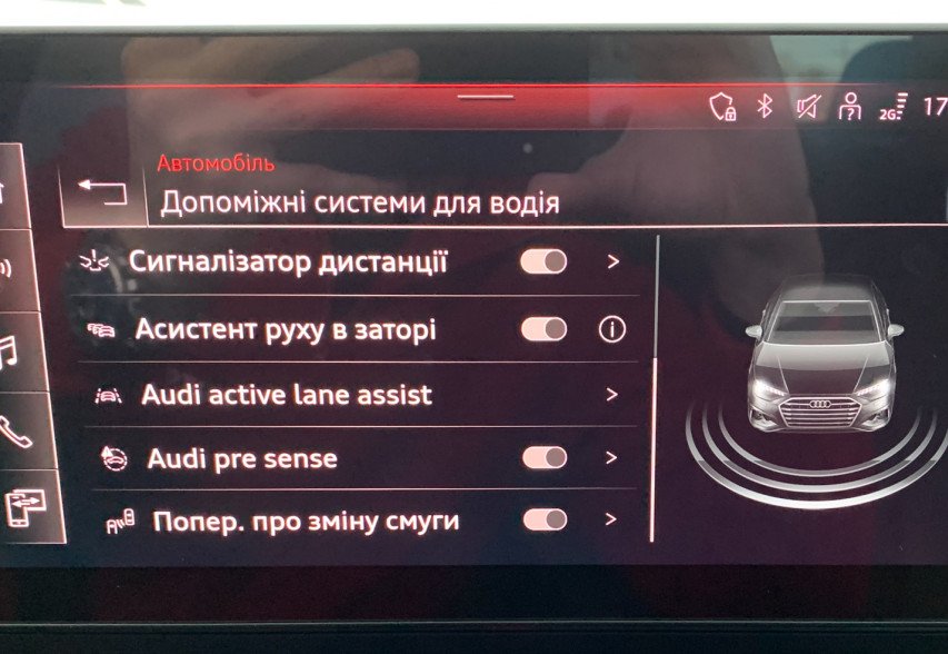AUDI A4 2020 чорний