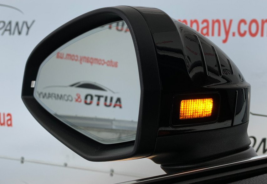 AUDI A4 2020 чорний