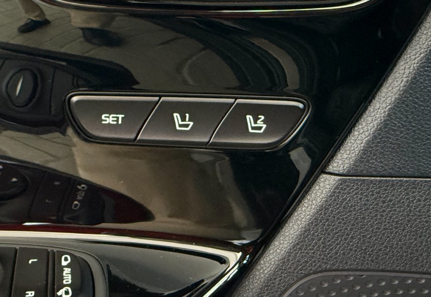 KIa Niro  2019 чорний