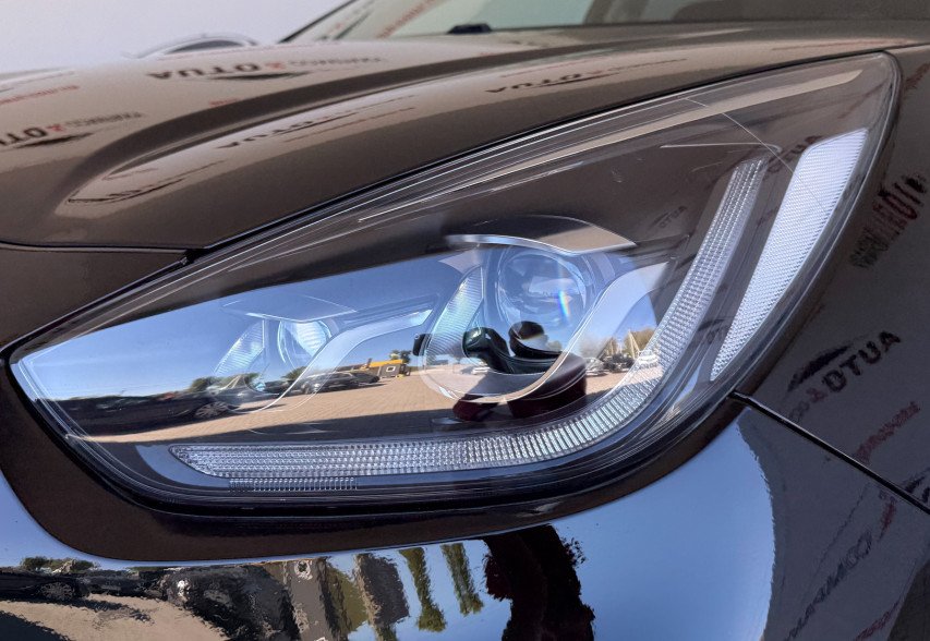 KIa Niro  2019 чорний