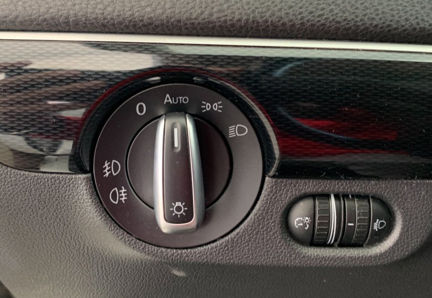 Volkswagen Jetta 2016 Білий
